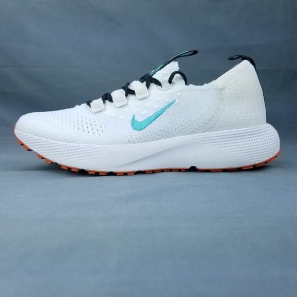 Nike Escape Run Flyknit Womens Running Shoes Platinum Tint DC4269 004 Sizes  7-9 - Picture 7 of 9